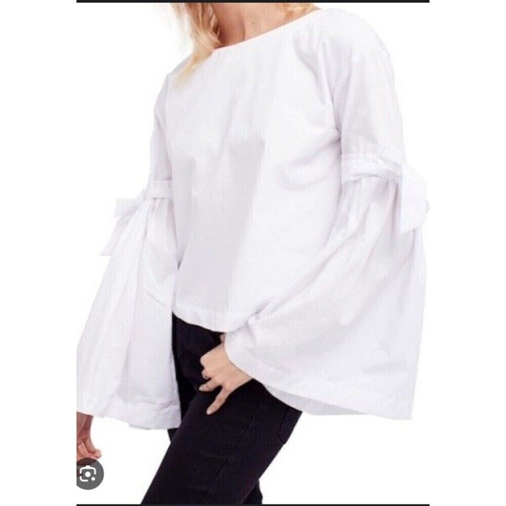 Free People So Obviously Yours Bell Sleeves Top Blouse in White MSRP $98 Size Xs